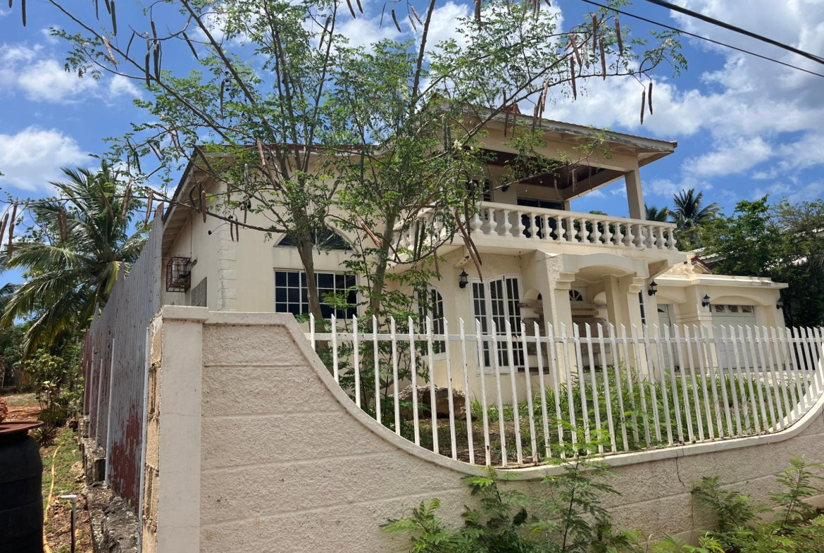 Fourth image of 11 Century Blvd. in Spanish Town, St. Catherine, Jamaica - property is For Sale