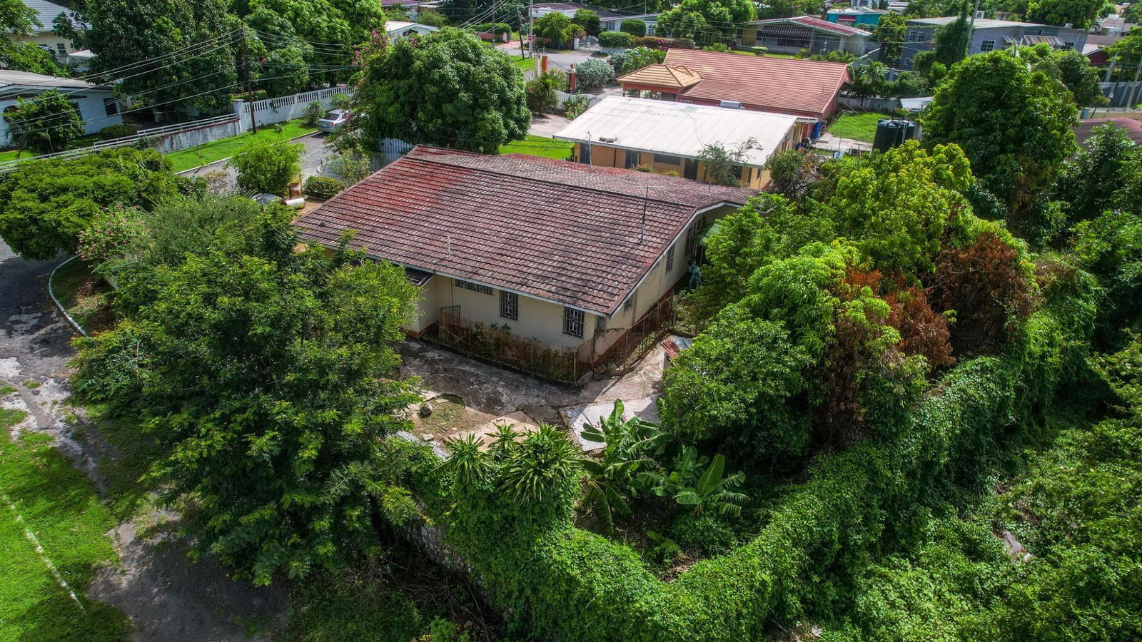 Eighth image of Roehampton Mews in Kingston 19, St. Andrew, Jamaica - property is For Sale