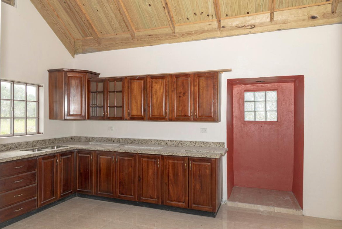 Seventh image of Lot 7 Knockpatrick, Manchester in Knockpatrick, Manchester, Jamaica - property is For Sale