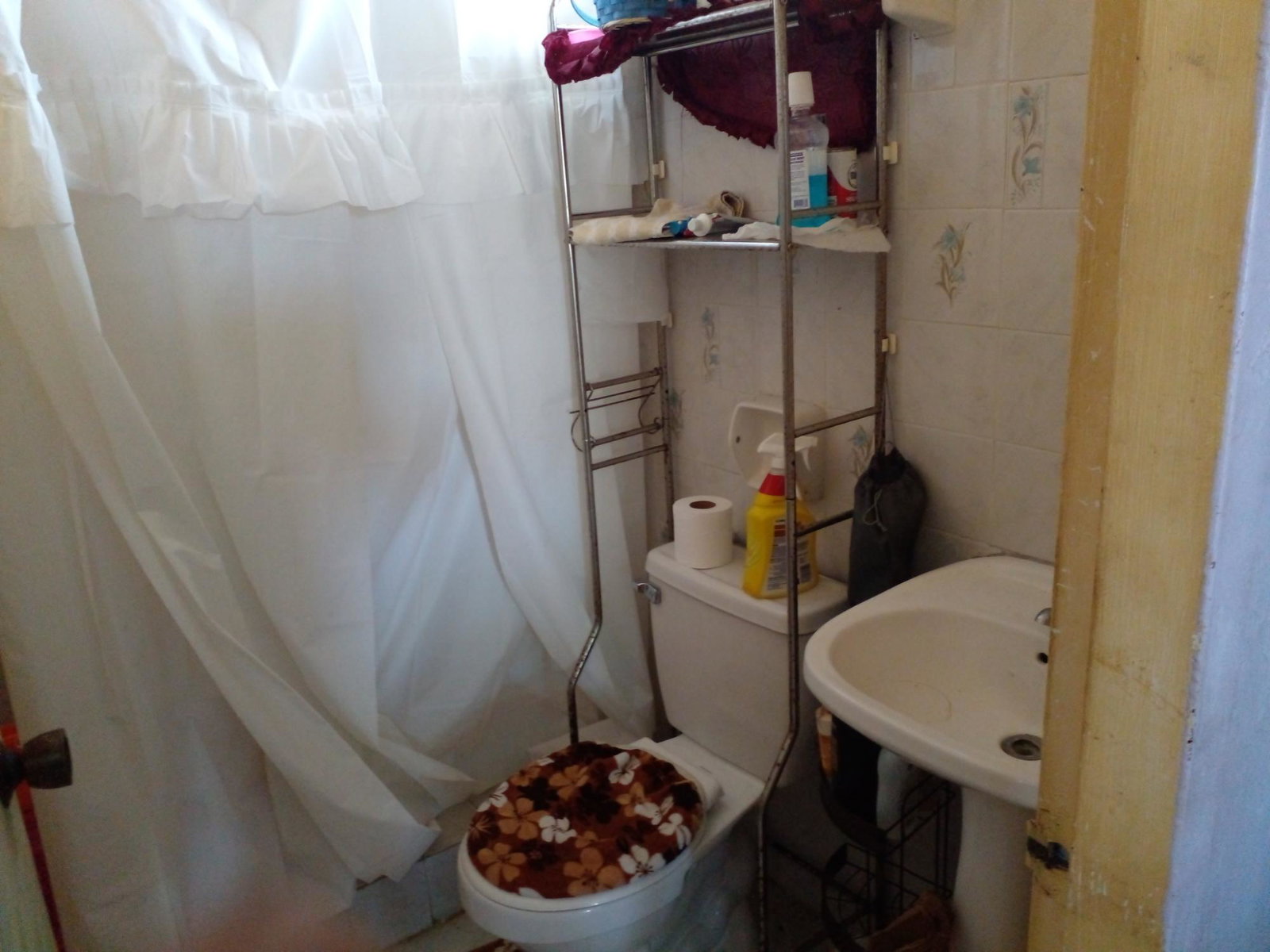 Charming-3-Bedroom-House-for-Sale-in-Longville-Park-Clarendon Eighth image of Lot 32 Orchid Crescent, Longvill in Longville Park, Clarendon, Jamaica - property is For Sale