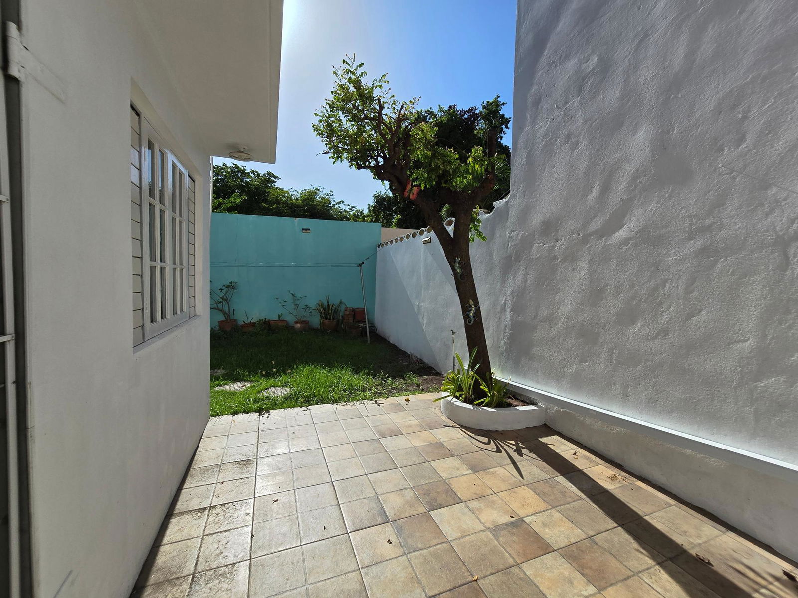 Eighteenth image of 12-31 Waterloo Road in Kingston 10, St. Andrew, Jamaica - property is For Rent