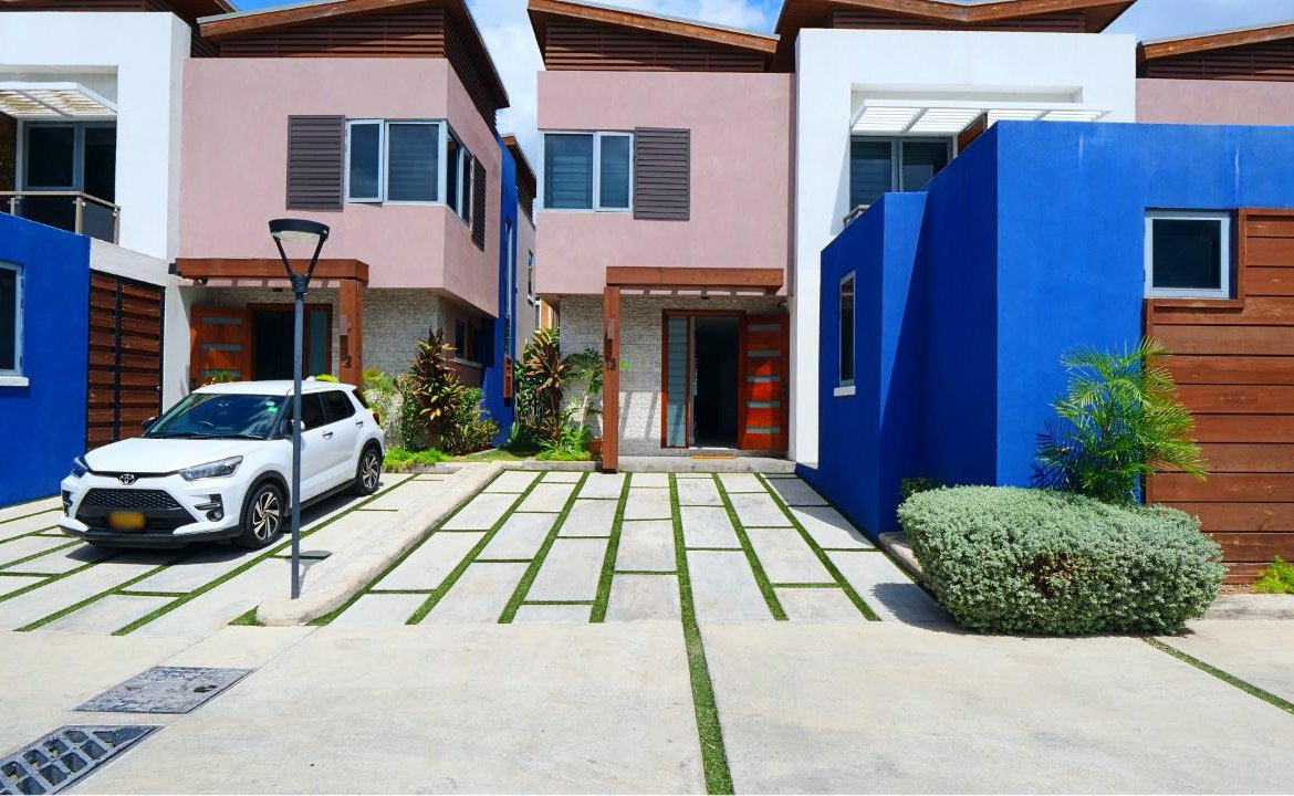 Third image of 13- Hopefield Avenue in Kingston 6, St. Andrew, Jamaica - property is For Rent