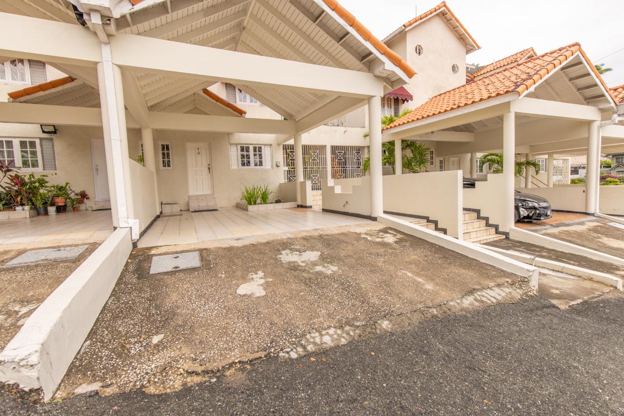 Second image of 9 Graham Heights in Kingston 6, St. Andrew, Jamaica - property is For Sale