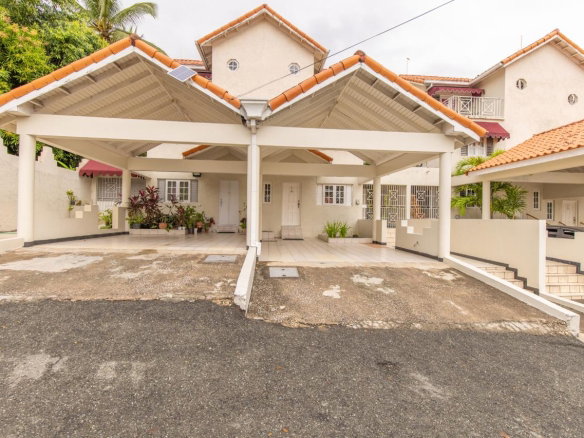 First image of 9 Graham Heights in Kingston 6, St. Andrew, Jamaica - property is For Sale