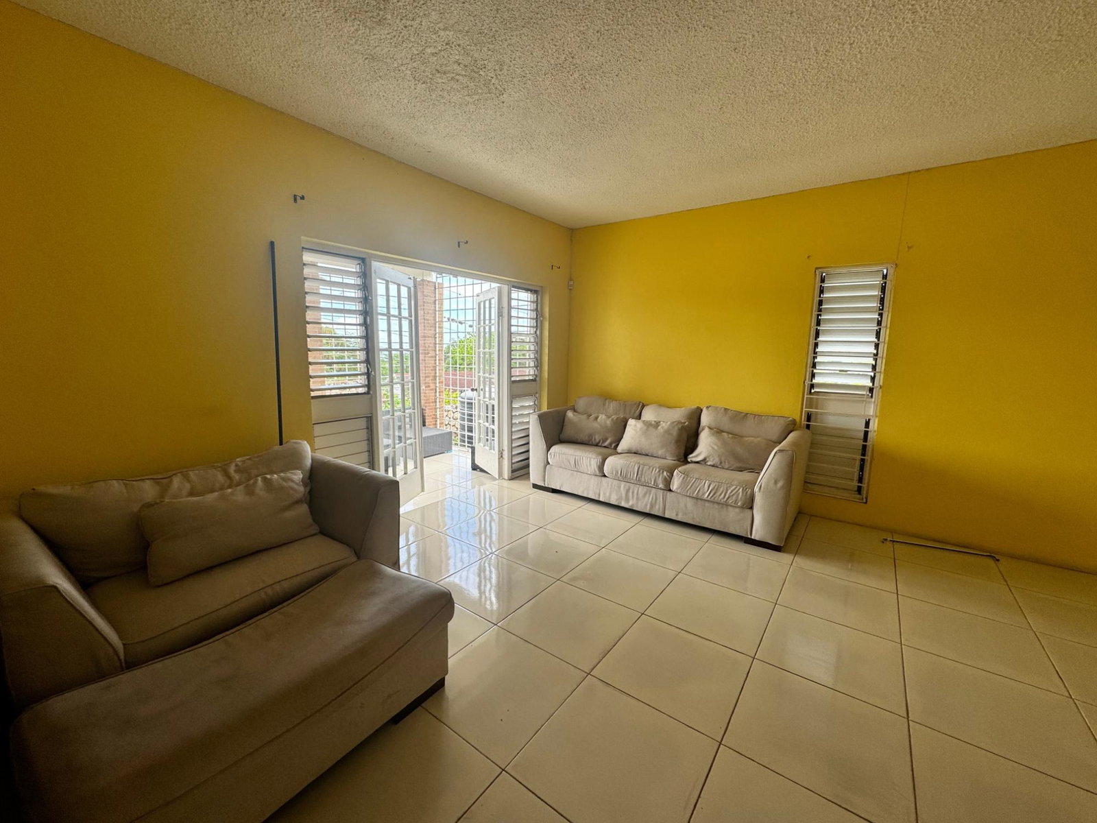 Charming-3-Bedroom-Townhouse-for-Rent-in-Sky-Way-Sterling-Castle-Jamaica Fourth image of 2-6 Sky Way, Sterling Castle, in Kingston 19, St. Andrew, Jamaica - property is For Rent
