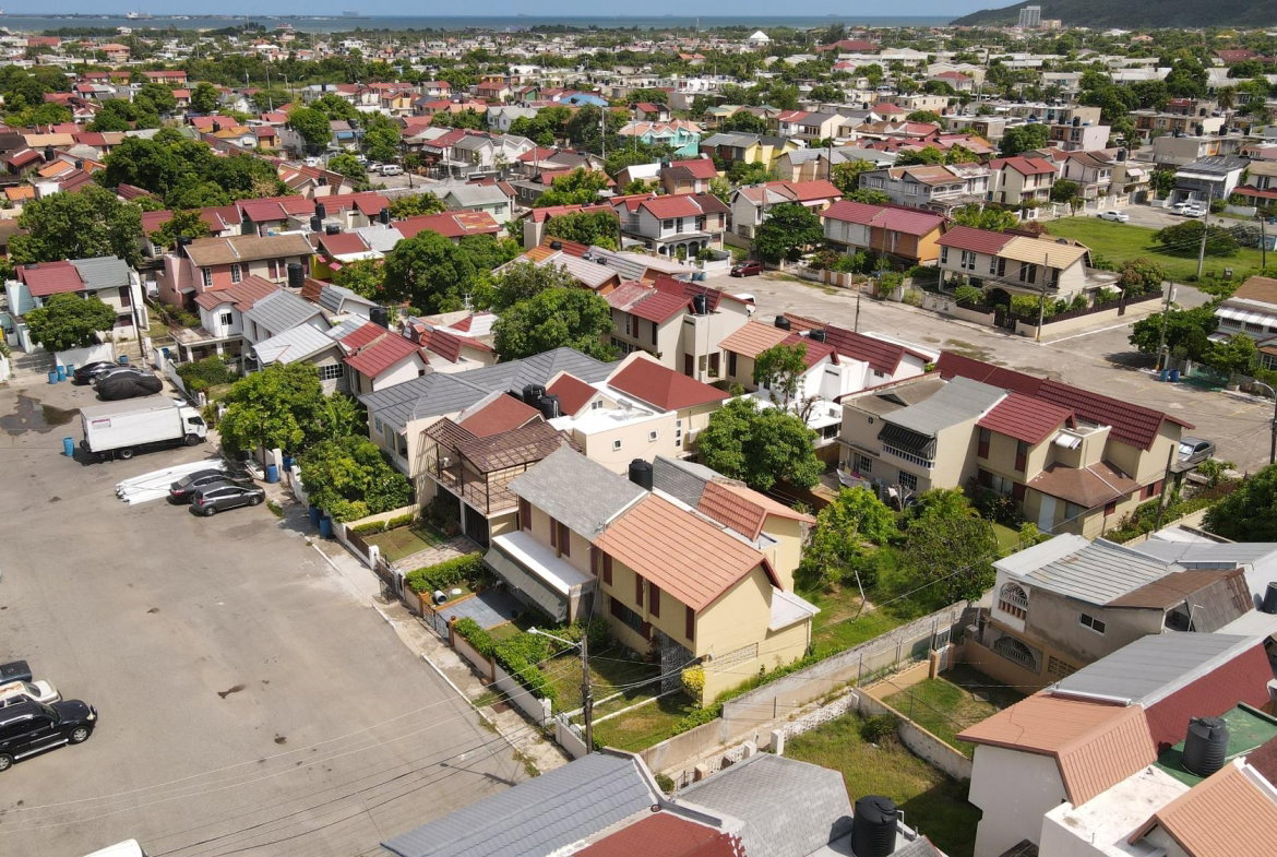 Third image of 366 Winona Drive in Garveymeade, St. Catherine, Jamaica - property is For Rent