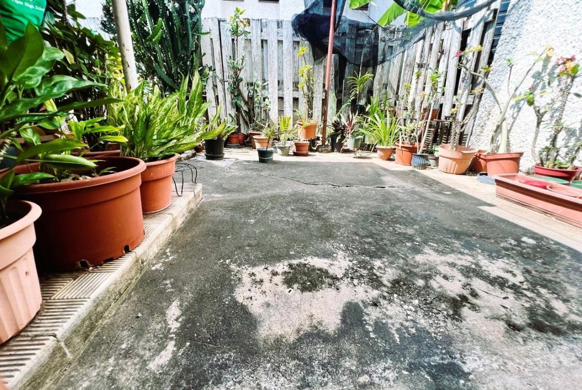 Eleventh image of 5 Strudridge Road in Kingston 19, St. Andrew, Jamaica - property is For Sale