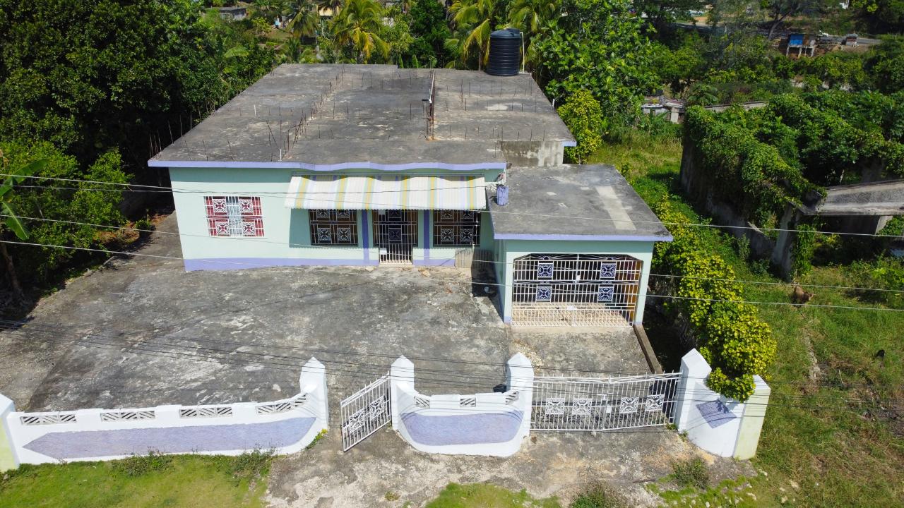 Fourth image of 6 Bowers Run in Ewarton, St. Catherine, Jamaica - property is For Sale