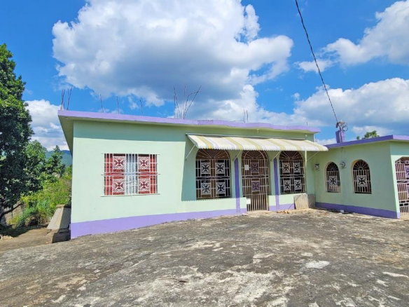 First image of 6 Bowers Run in Ewarton, St. Catherine, Jamaica - property is For Sale