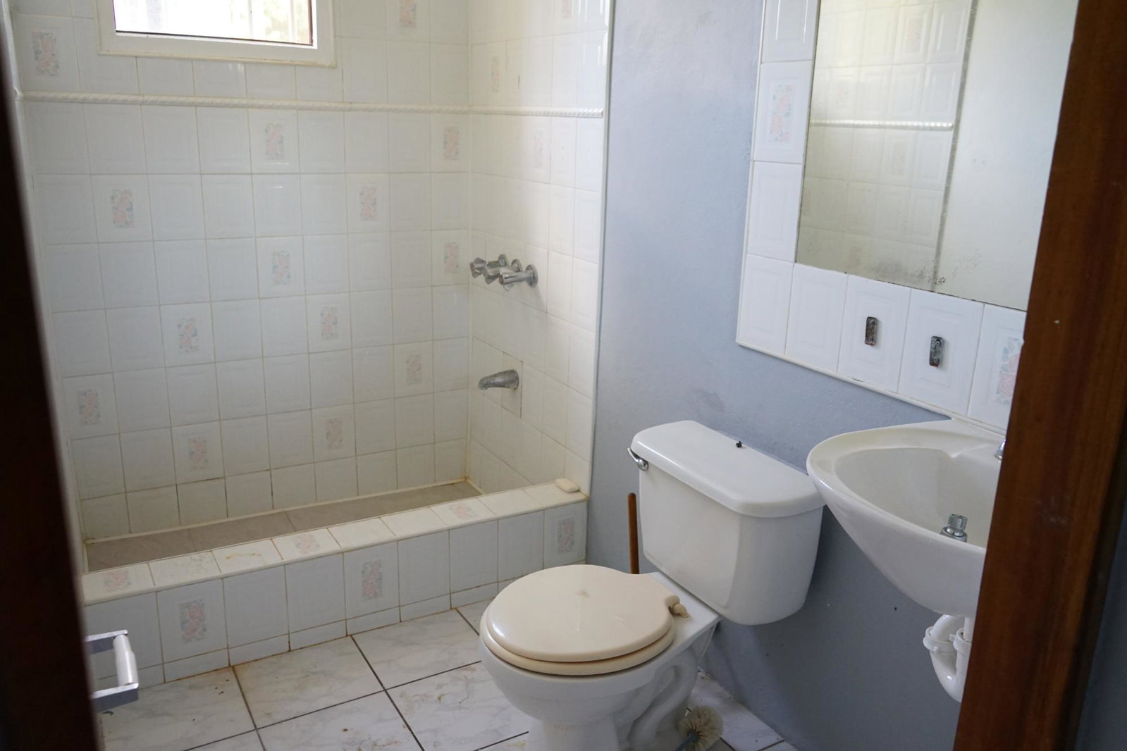 Seventeenth image of 57 Beadle Drive in Santa Cruz, St. Elizabeth, Jamaica - property is For Sale