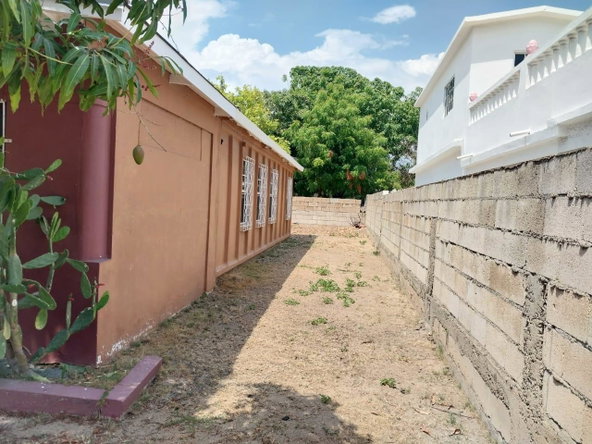 Thirteenth image of 606 Quarrie Drive in Bridgeport, St. Catherine, Jamaica - property is For Sale