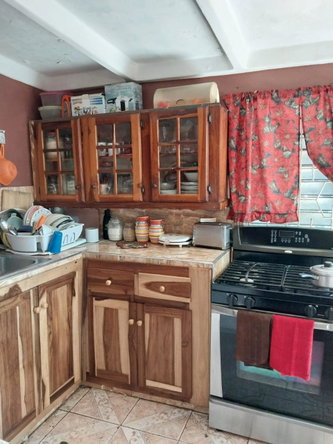 Ninth image of 606 Quarrie Drive in Bridgeport, St. Catherine, Jamaica - property is For Sale