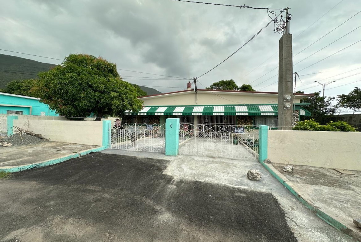 First image of 6 Hyslope Avenue in Kingston 2, Kingston, Jamaica - property is For Sale