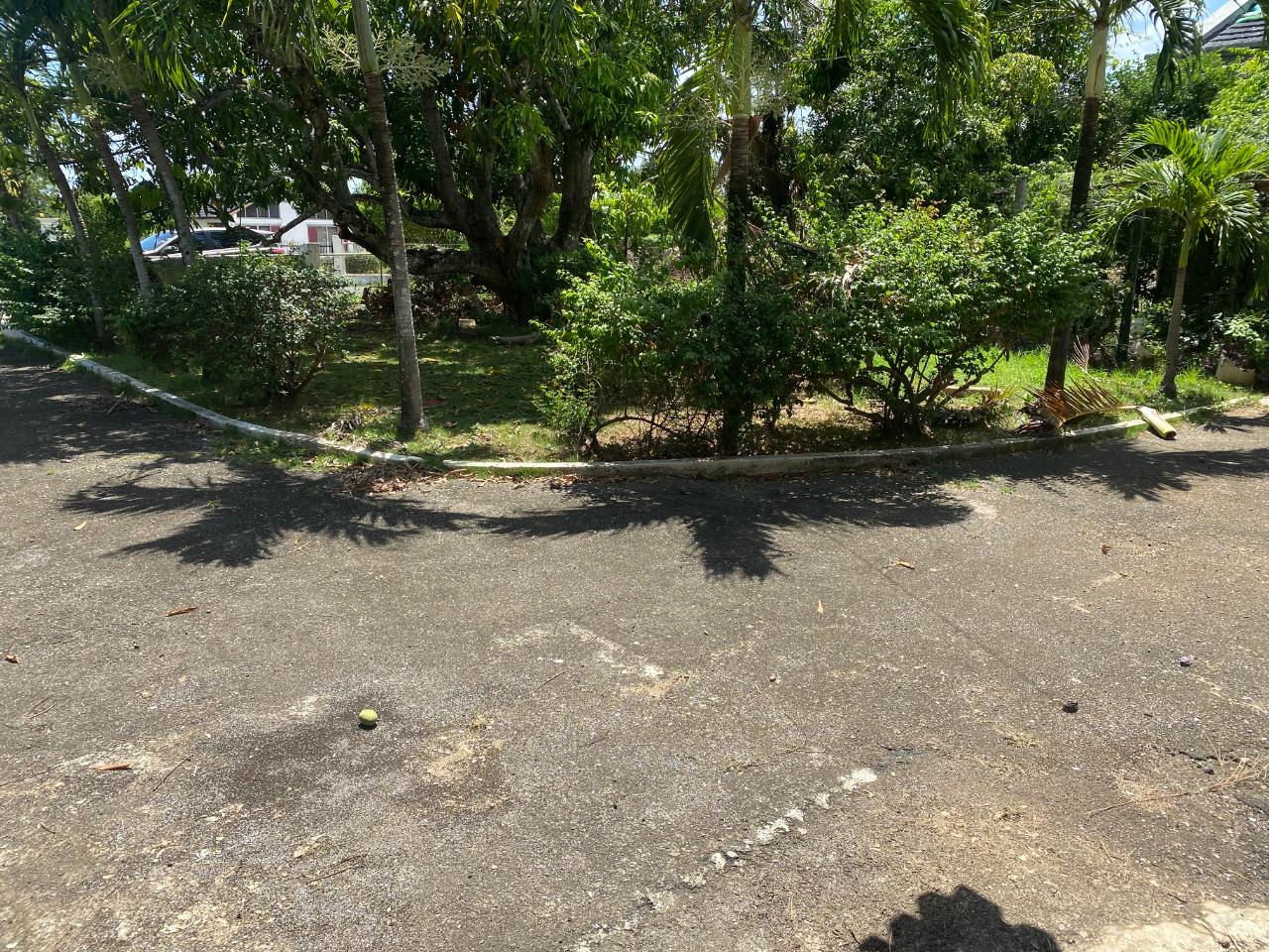 Charming-4-Bedroom-Fixer-Upper-in-Clarendon-5-Lincoln-Avenue Fourth image of 5 Lincoln Avenue in May Pen, Clarendon, Jamaica - property is For Sale