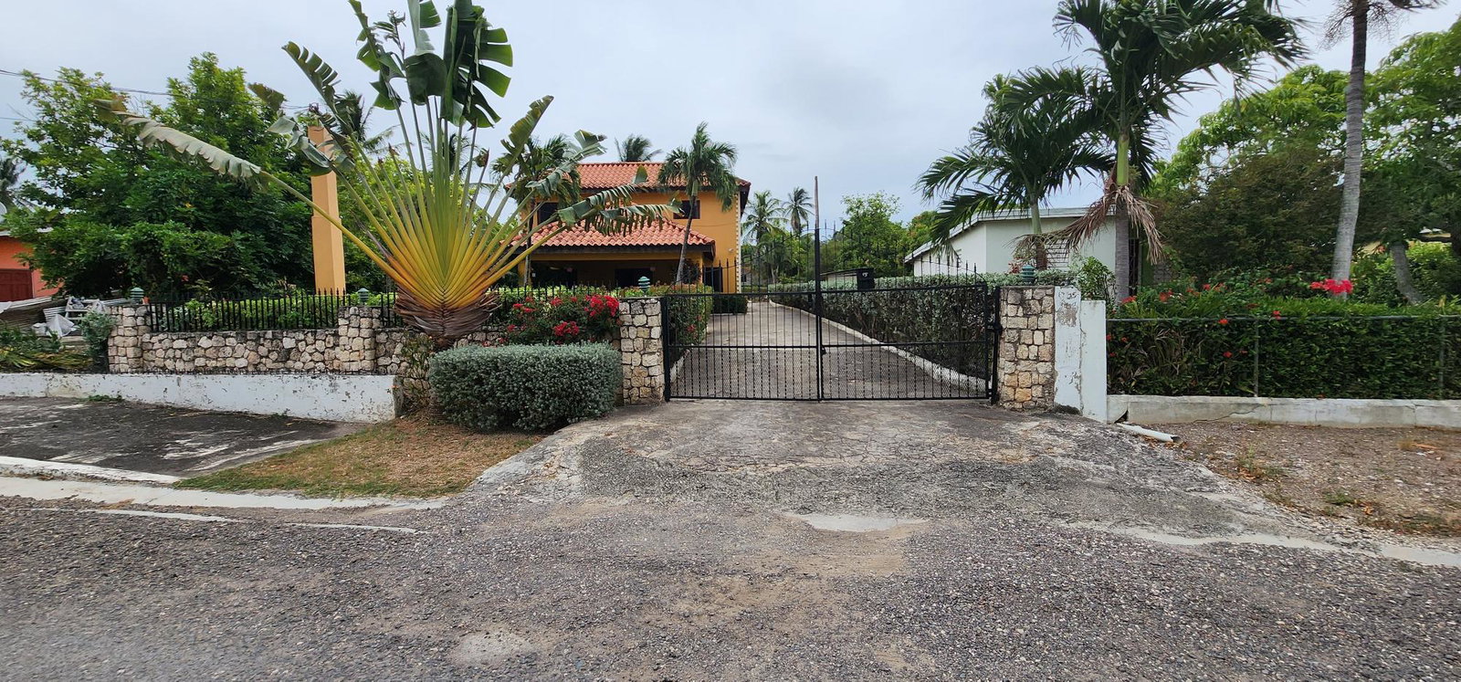 Charming-4-Bedroom-Home-for-Sale-in-Glenmuir-Jamaica First image of 95 Circle Drive, Glenmuir he in May Pen, Clarendon, Jamaica - property is For Sale