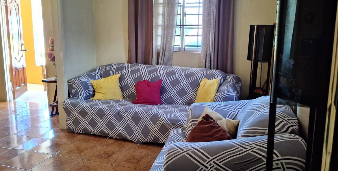 Seventh image of 33 Biscayne Circle East in Passage Fort, St. Catherine, Jamaica - property is For Sale