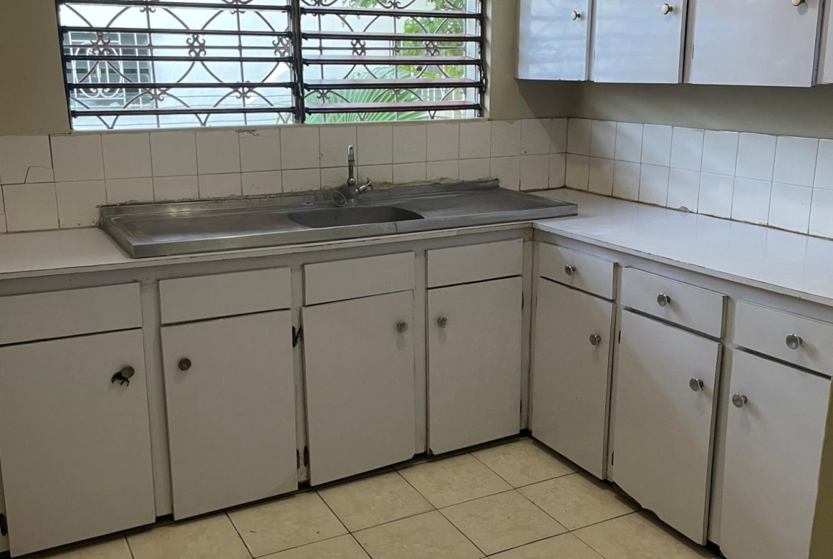 Eleventh image of 21 Silverdore Drive in Kingston 20, St. Andrew, Jamaica - property is For Sale