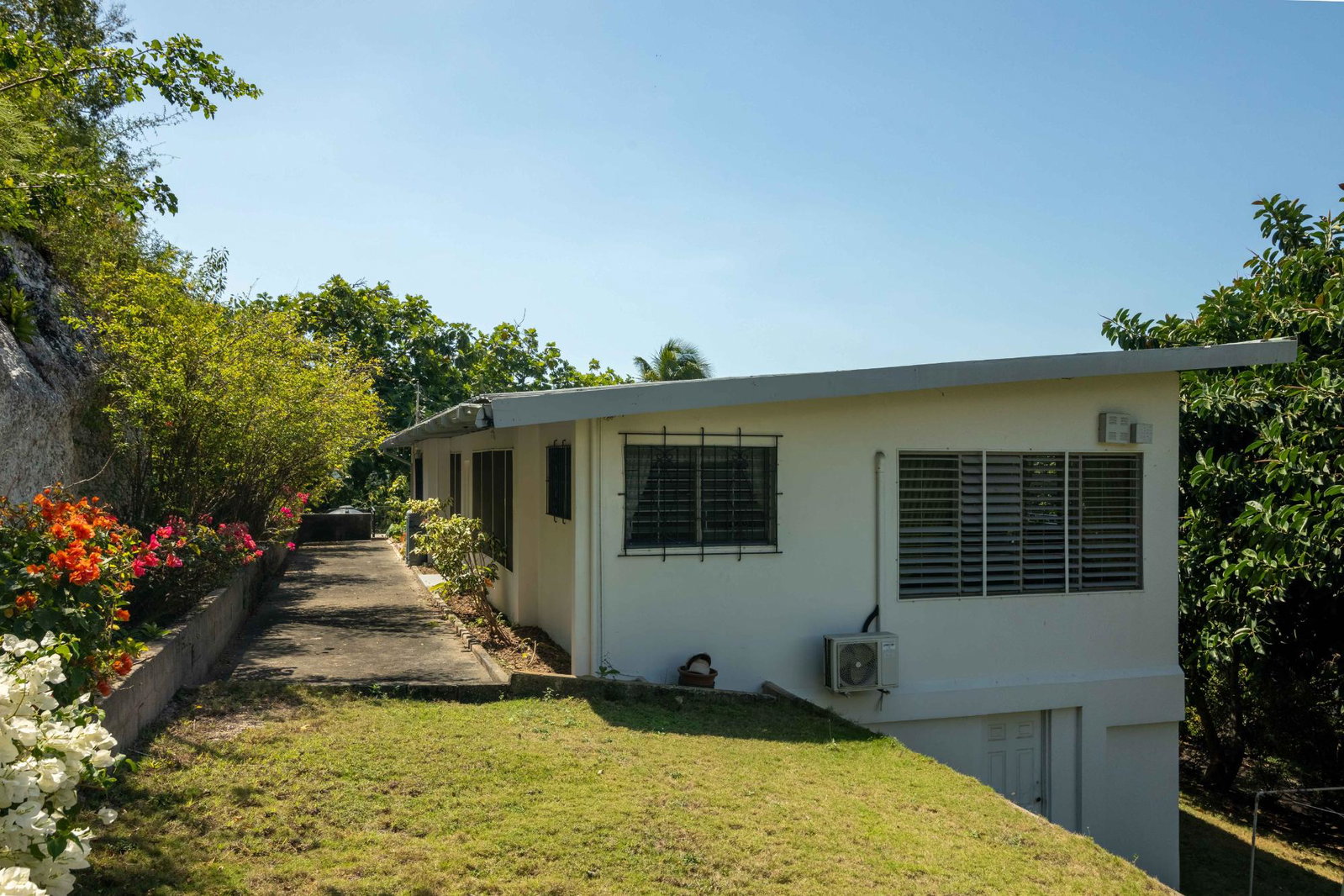 Sixth image of Tucker Avenue Kingston in Kingston 6, St. Andrew, Jamaica - property is For Sale