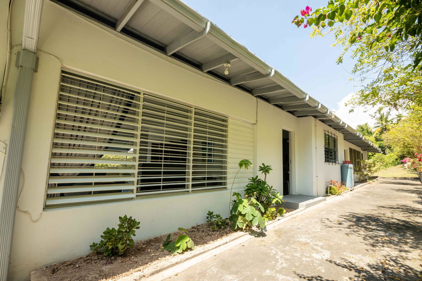Eighth image of Tucker Avenue Kingston in Kingston 6, St. Andrew, Jamaica - property is For Sale