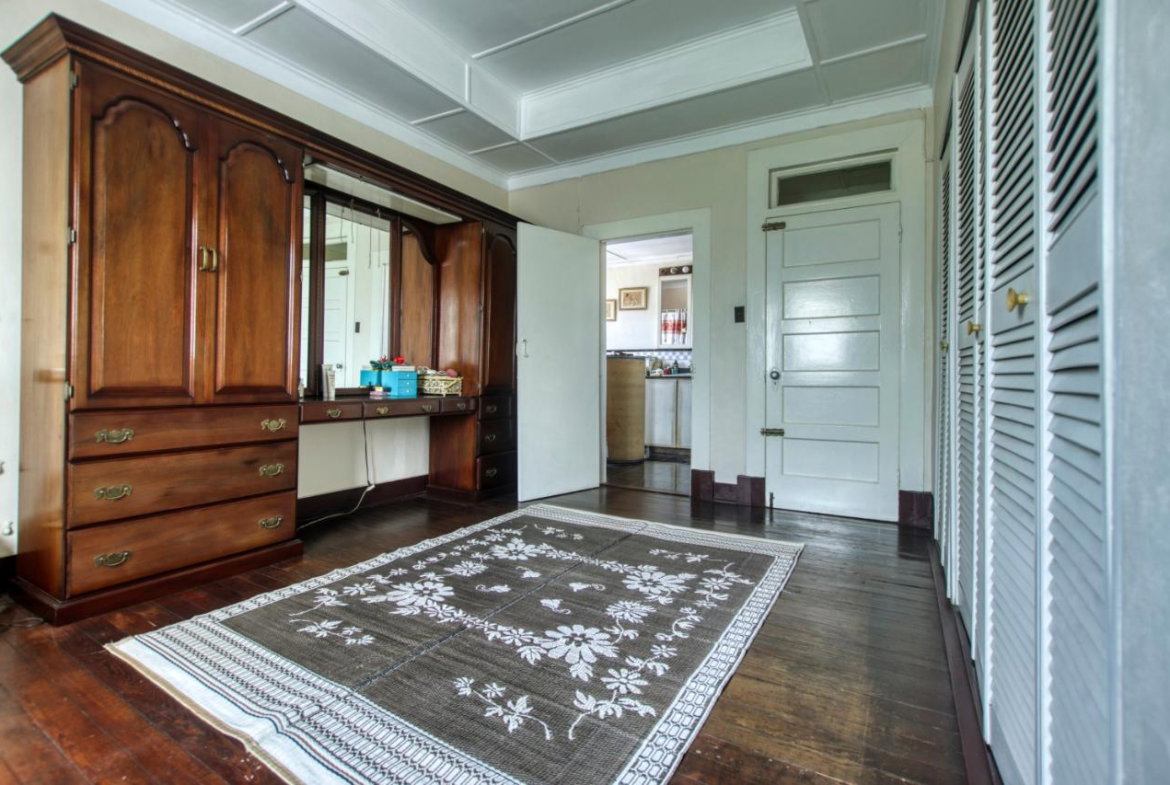 Fifteenth image of Donhead Avenue in Kingston 6, St. Andrew, Jamaica - property is For Sale