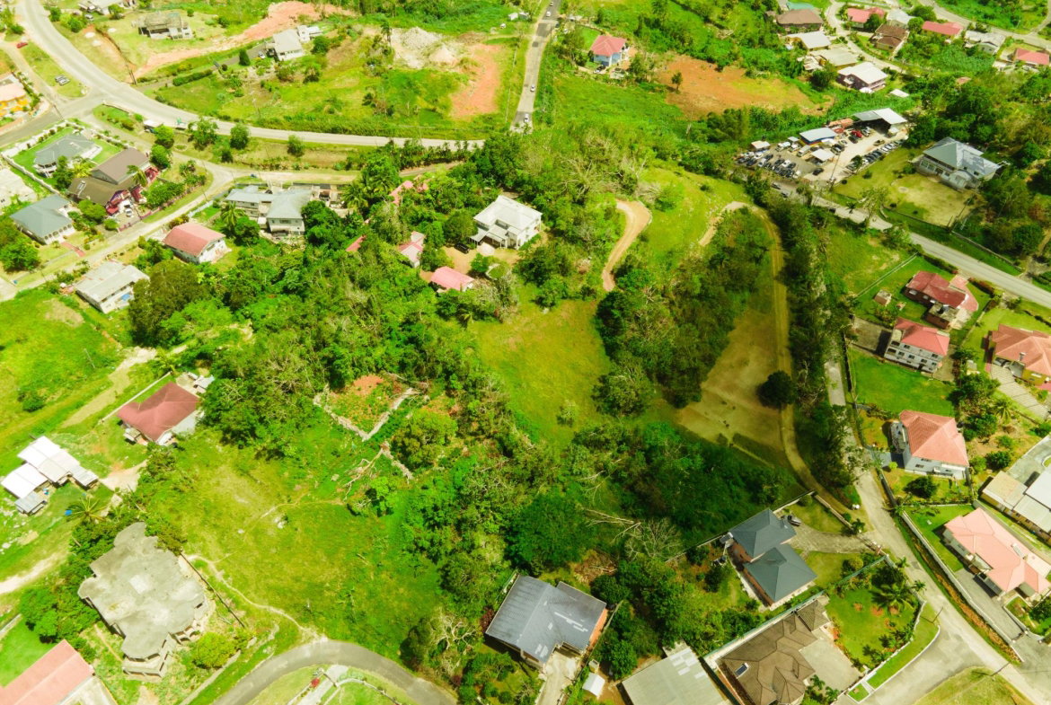 Tenth image of 21 Greenvale Road in Mandeville, Manchester, Jamaica - property is For Sale