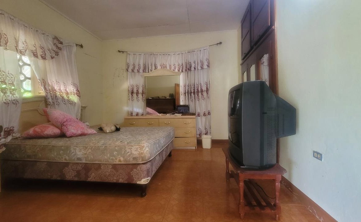Seventeenth image of Little Park St. Elizabeth in Little Park, St. Elizabeth, Jamaica - property is For Sale