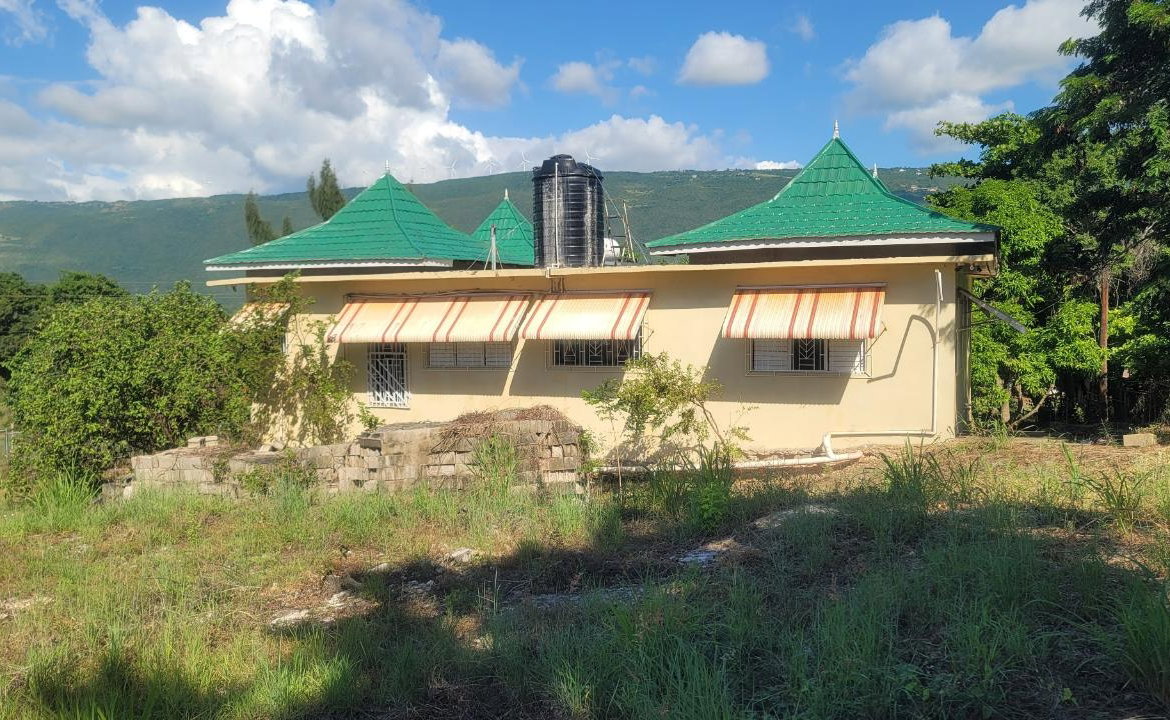 Third image of Little Park St. Elizabeth in Little Park, St. Elizabeth, Jamaica - property is For Sale
