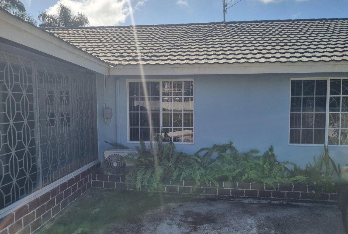 Third image of 257 Ocean View Drive in Tower Isle, St. Mary, Jamaica - property is For Rent