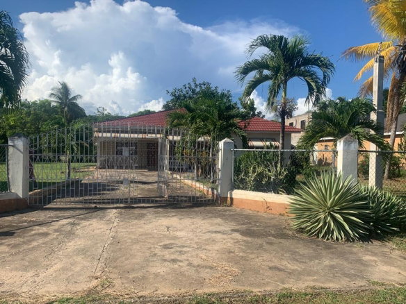 First image of 14 West Road in Osborne Store, Clarendon, Jamaica - property is For Sale