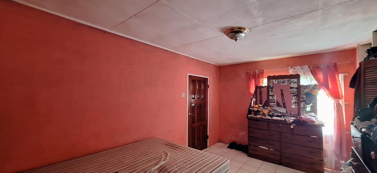 Charming-4-Bedroom-House-for-Sale-in-Dalys-Grove-Manchester Fourth image of Dayls Grove in Dalys Grove, Manchester, Jamaica - property is For Sale