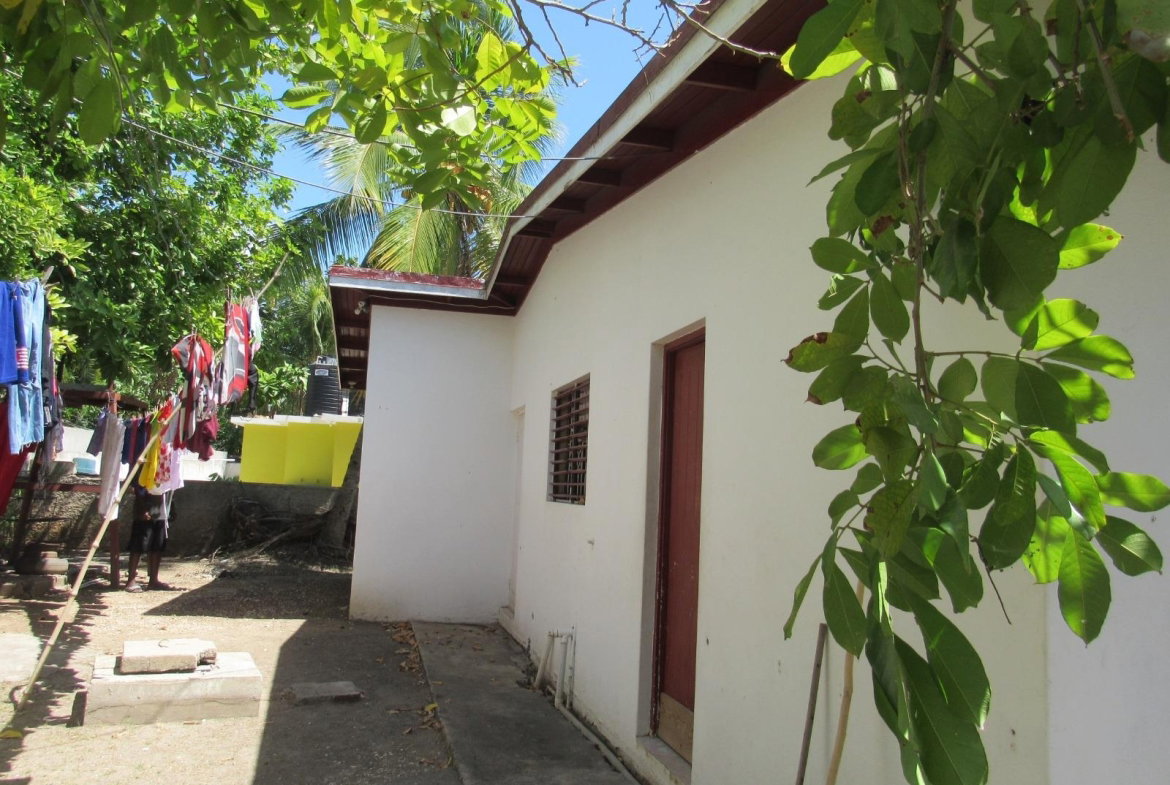 Tenth image of 19 Selbourne Rd. in Greendale, St. Catherine, Jamaica - property is For Sale