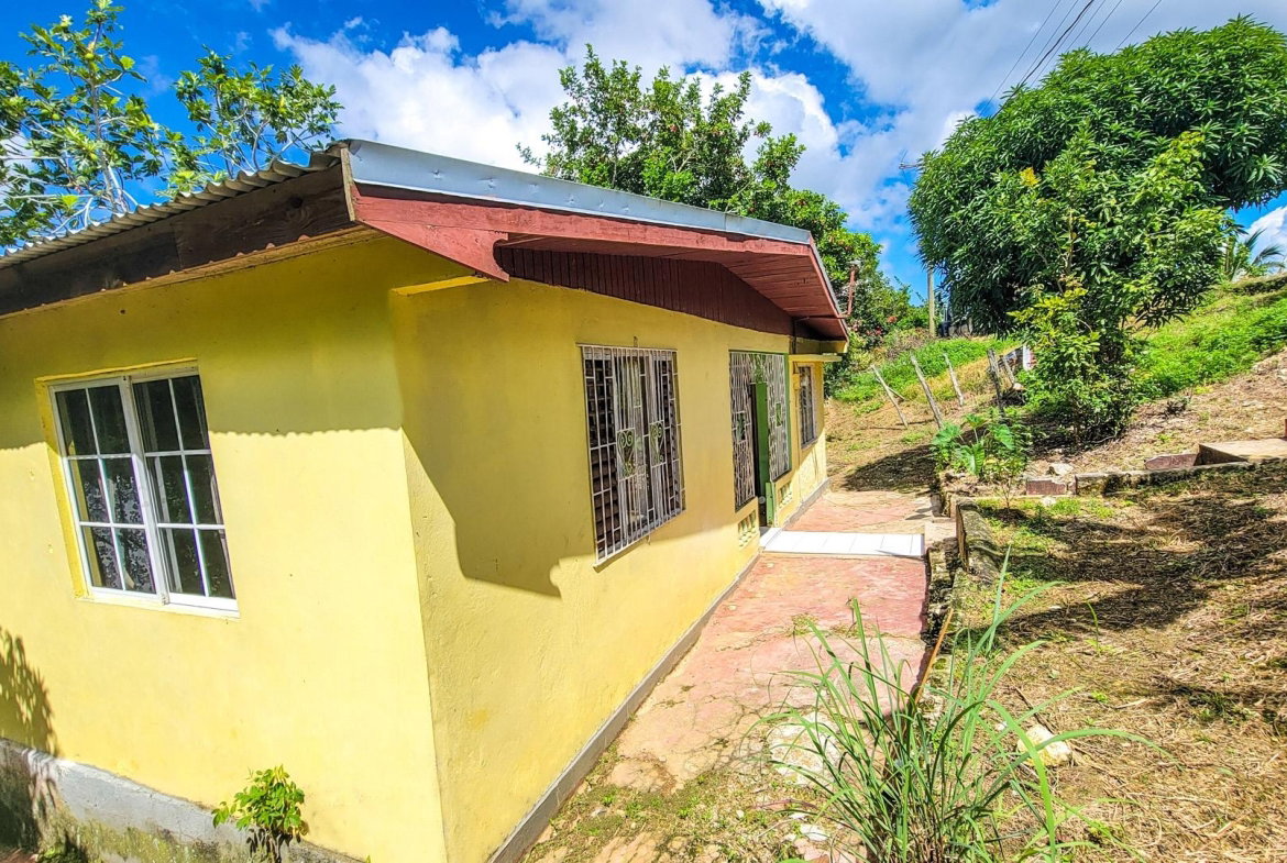 Third image of Warsop Trelawny in Warsop, Trelawny, Jamaica - property is For Sale