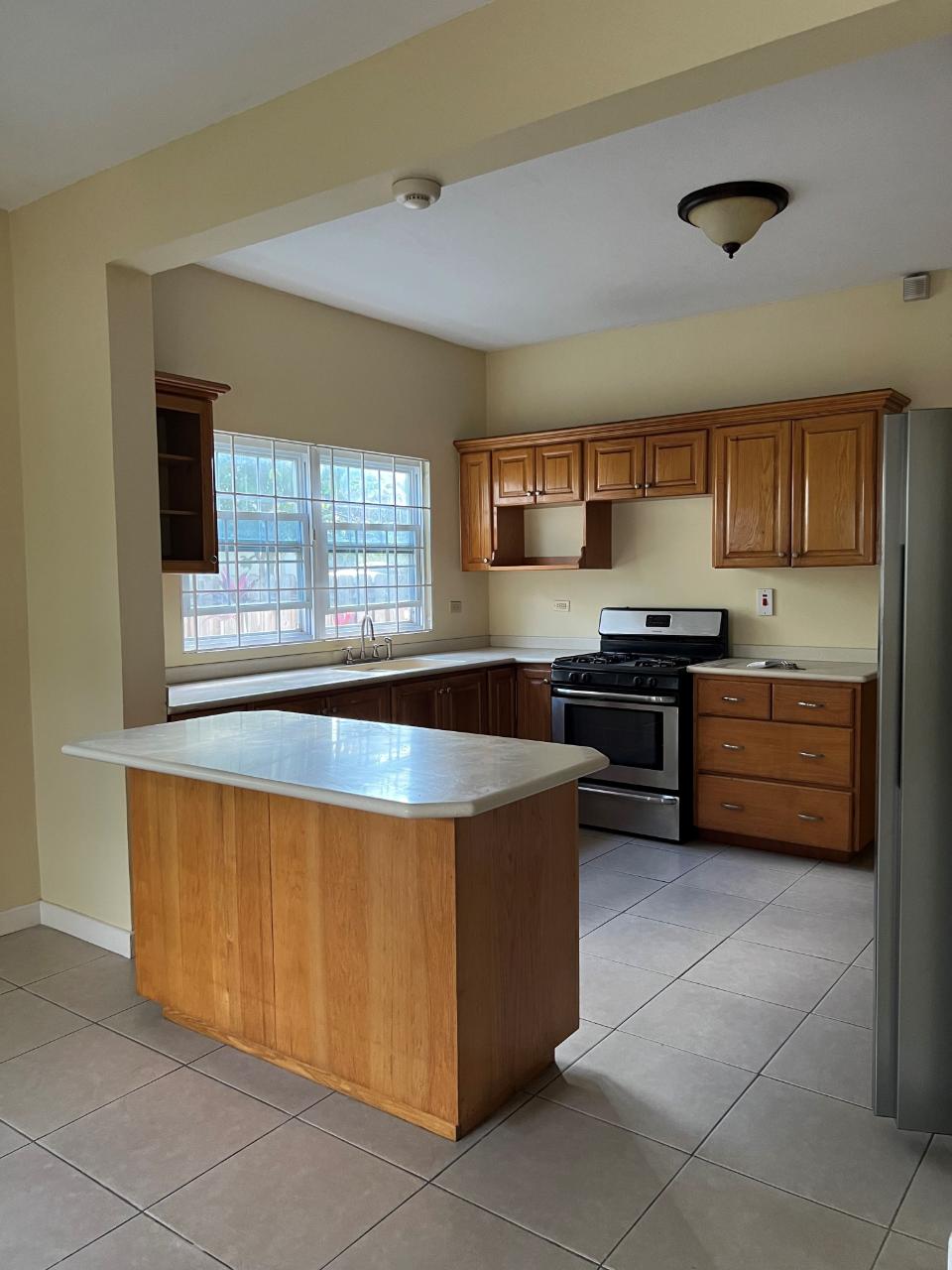 Ninth image of 2-21 Dillsbury Avenue in Jacks Hill, St. Andrew, Jamaica - property is For Rent