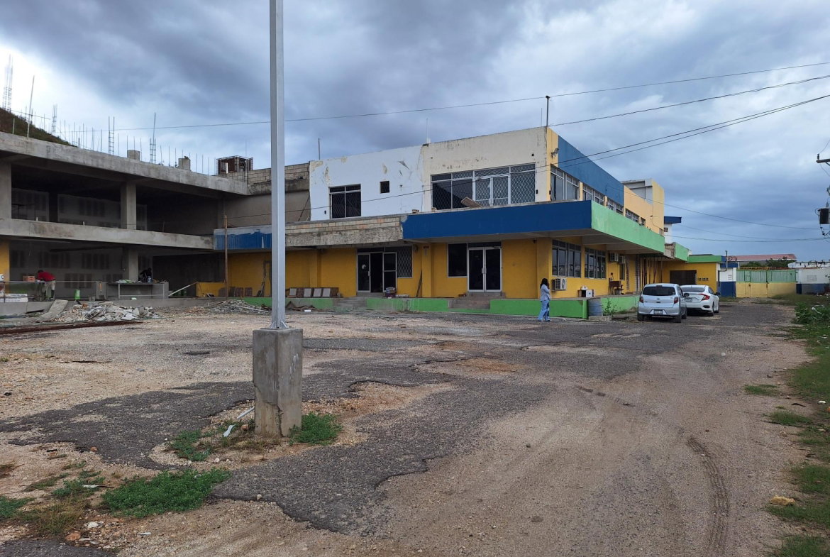 Third image of 5-1 Congreve Park in Port Henderson, St. Catherine, Jamaica - property is For Rent