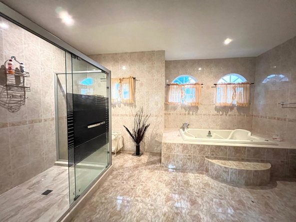 Third image of 10b Kendal Road in Mandeville, Manchester, Jamaica - property is For Sale