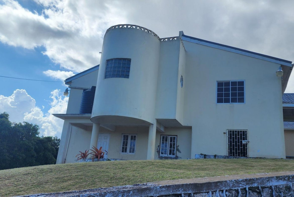 Second image of Hillside Close in Knockpatrick, Manchester, Jamaica - property is For Sale