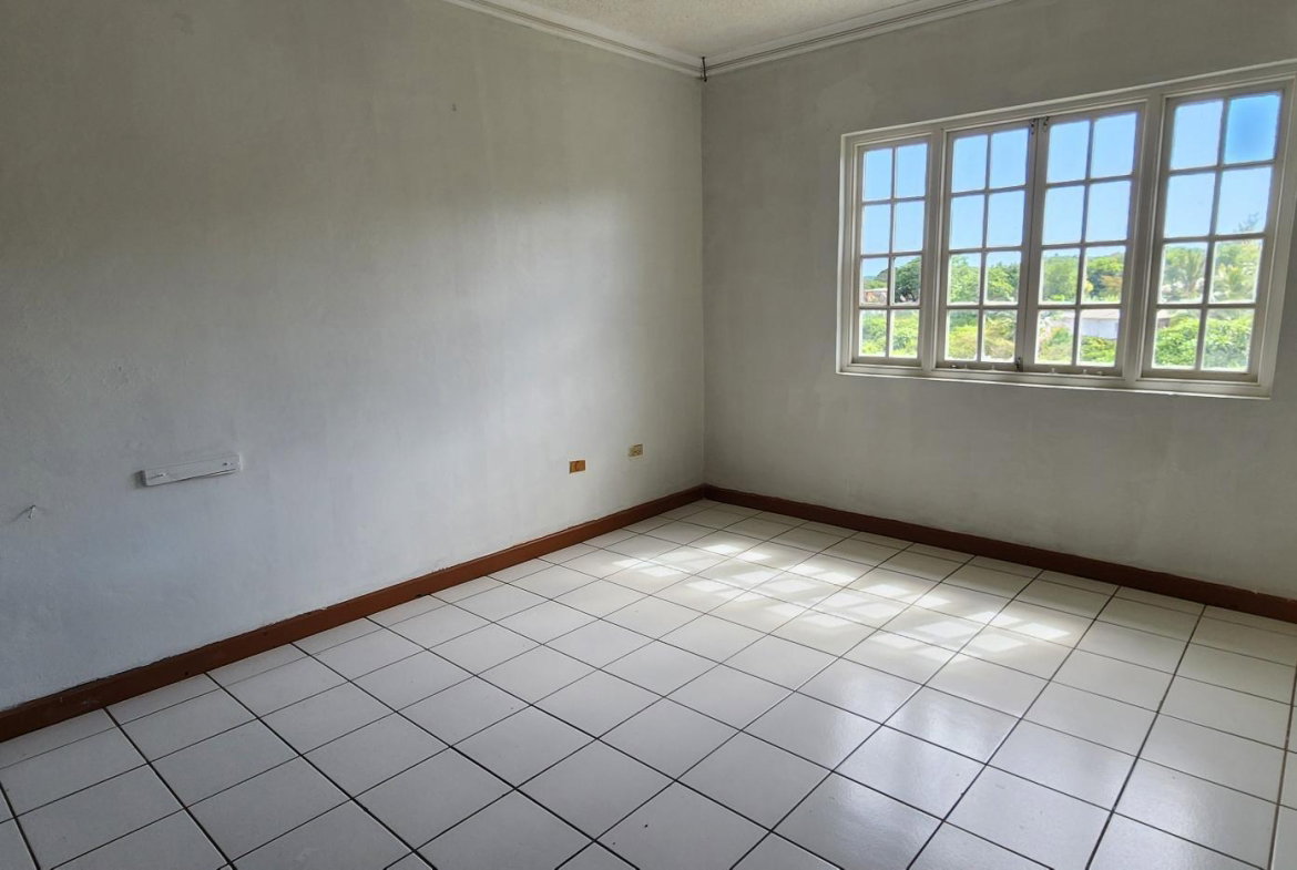 Thirteenth image of Hillside Close in Knockpatrick, Manchester, Jamaica - property is For Sale