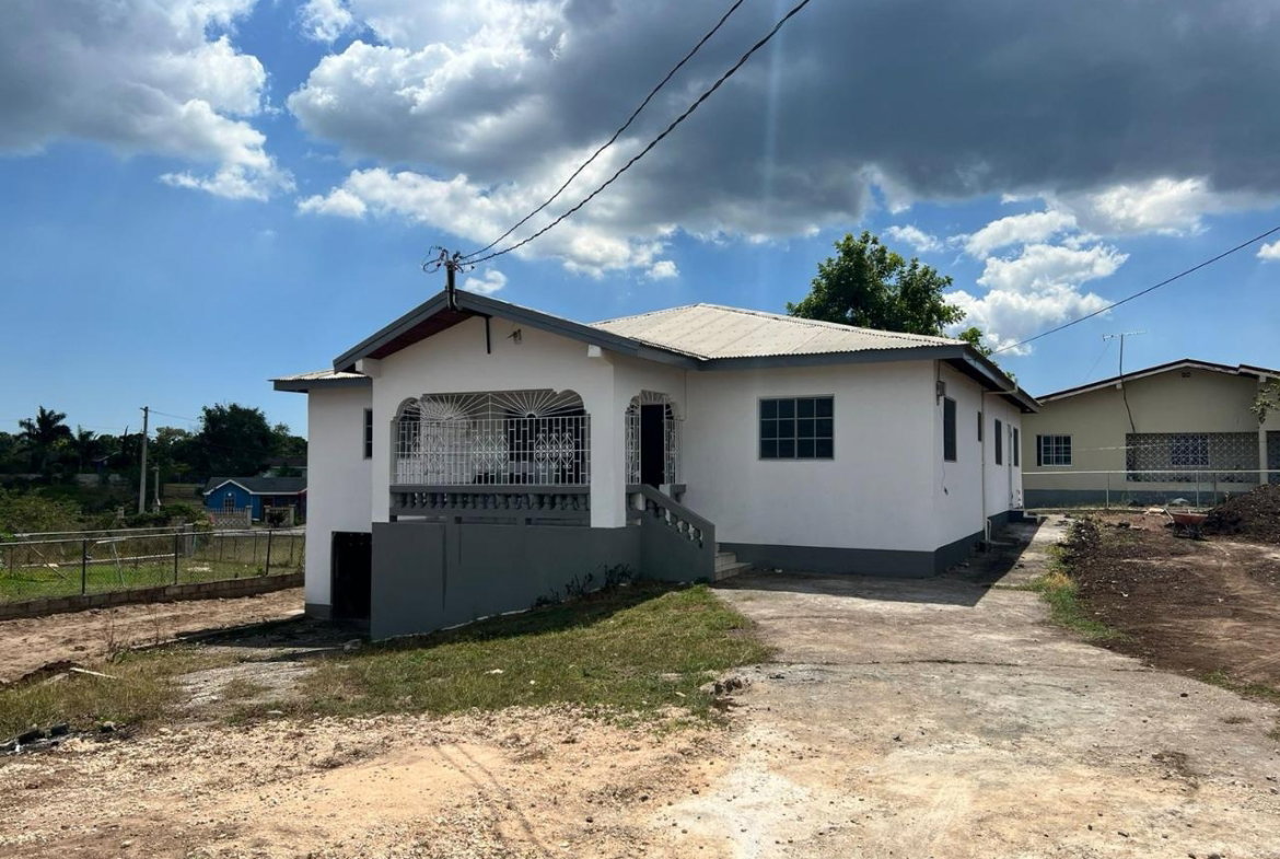 Fifth image of 4 Montclair Heights in May Pen, Clarendon, Jamaica - property is For Sale