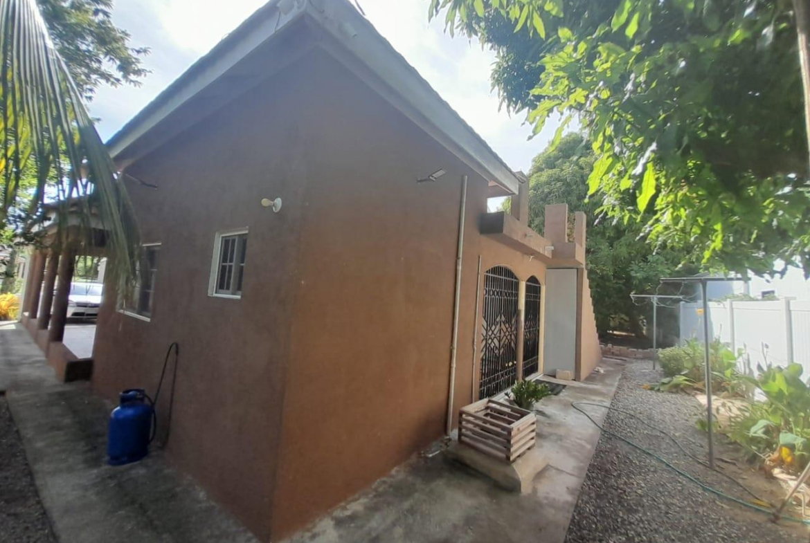 Fifth image of 8 Caribbean Estate in Caribbean Estates, St. Catherine, Jamaica - property is For Sale