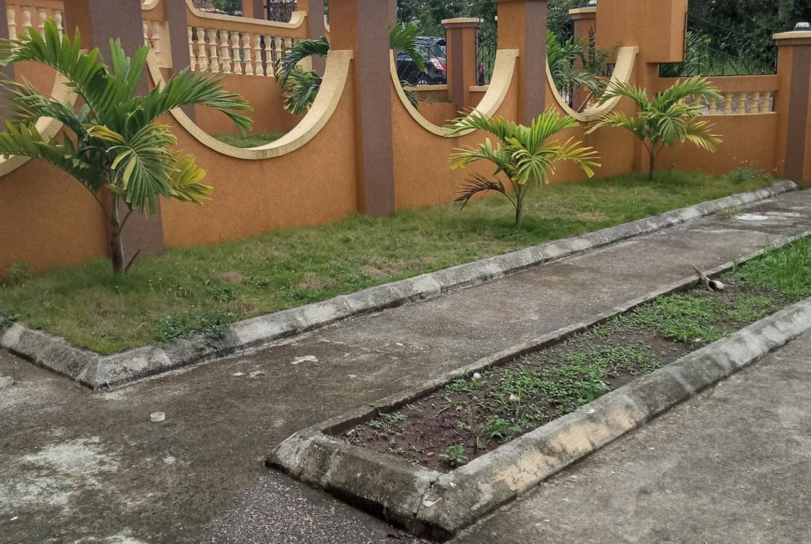 Seventh image of 2 Abbey Crescent, Hatfield in Hatfield, Manchester, Jamaica - property is For Sale