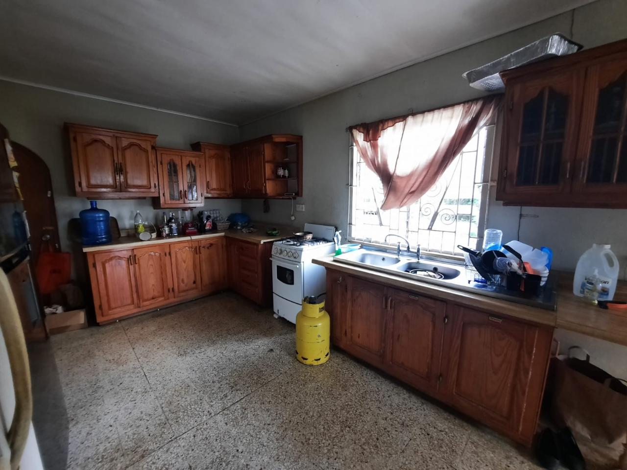 Charming-Family-Home-for-Sale-in-Clarendon-Jamaica Sixth image of House-9 Paisley Drive in May Pen, Clarendon, Jamaica - property is For Sale