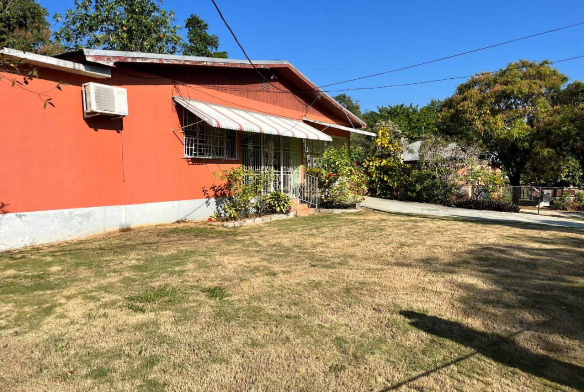 Twenty-Fifth image of Hanson Ave, Santa Cruz in Santa Cruz, St. Elizabeth, Jamaica - property is For Sale