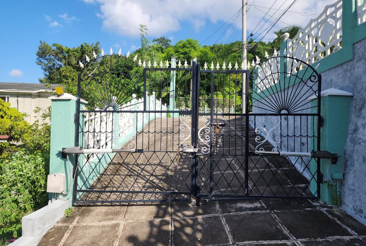 Fifth image of Palm Circle in Unity Hall, St. James, Jamaica - property is For Sale