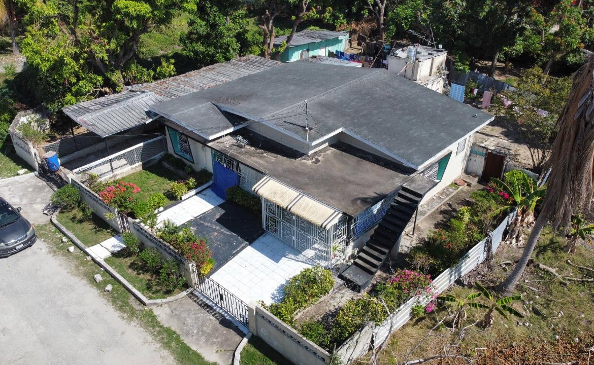 Third image of 4 Bogle Avenue in Spanish Town, St. Catherine, Jamaica - property is For Sale