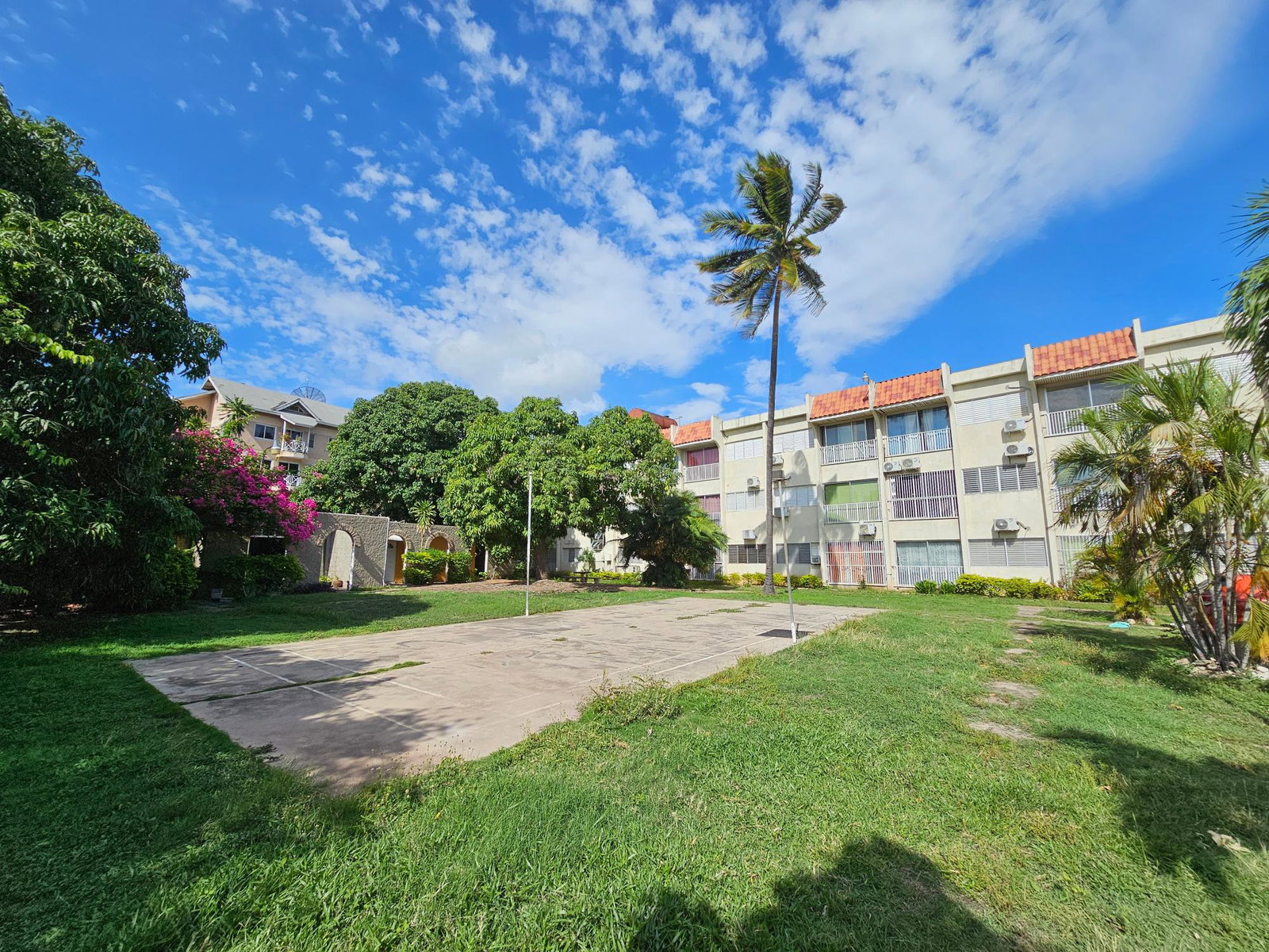 Charming-First-Floor-Apartment-for-Sale-in-St.-Andrew-Jamaica Third image of 15-15a Kensington Crescent in NEW KINGSTON, St. Andrew, Jamaica - property is For Sale