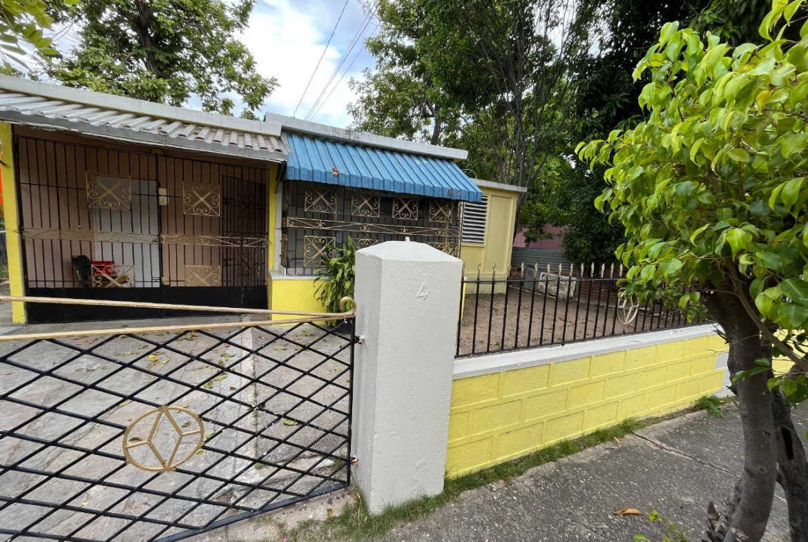 Second image of 748-4 Savannah Road, Independen in Greater Portmore, St. Catherine, Jamaica - property is For Sale