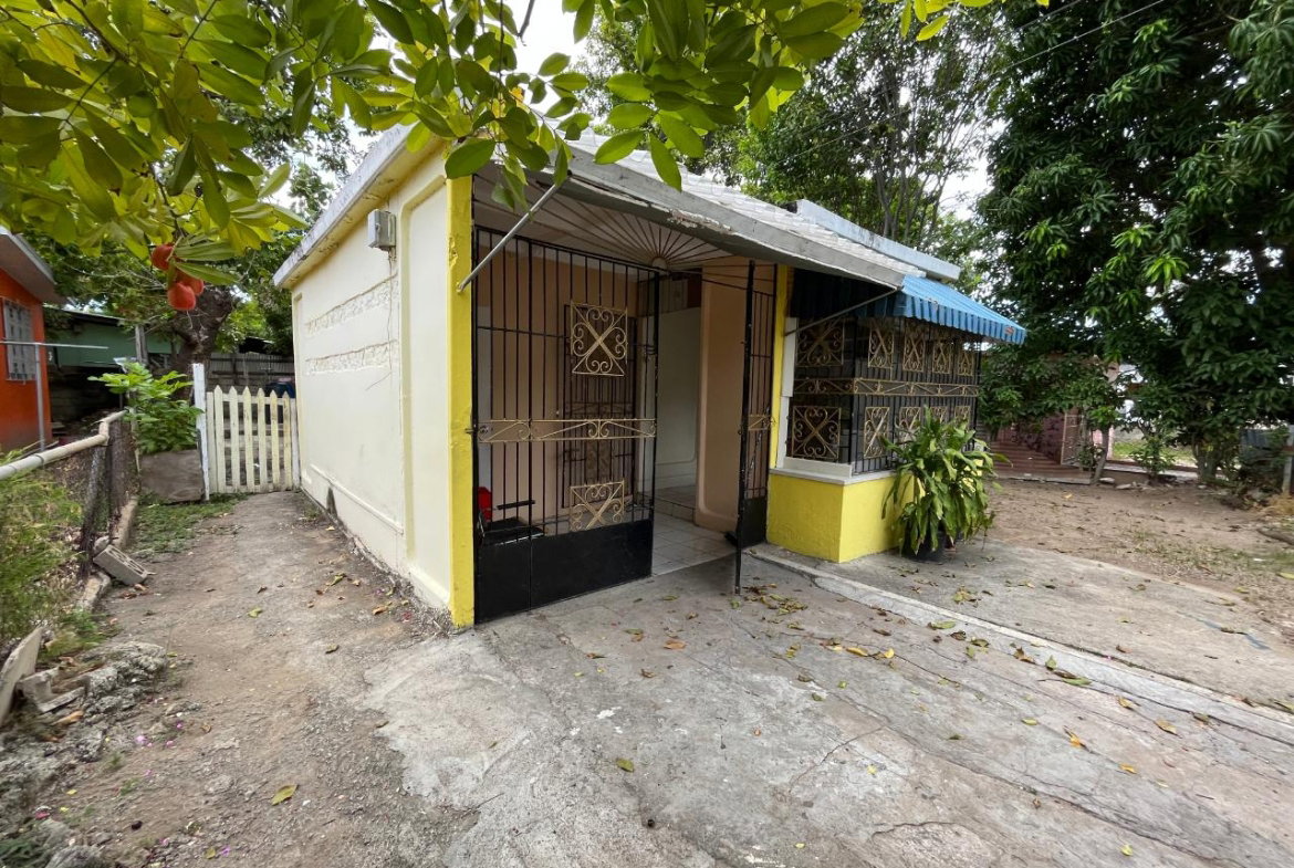 Twentieth image of 748-4 Savannah Road, Independen in Greater Portmore, St. Catherine, Jamaica - property is For Sale