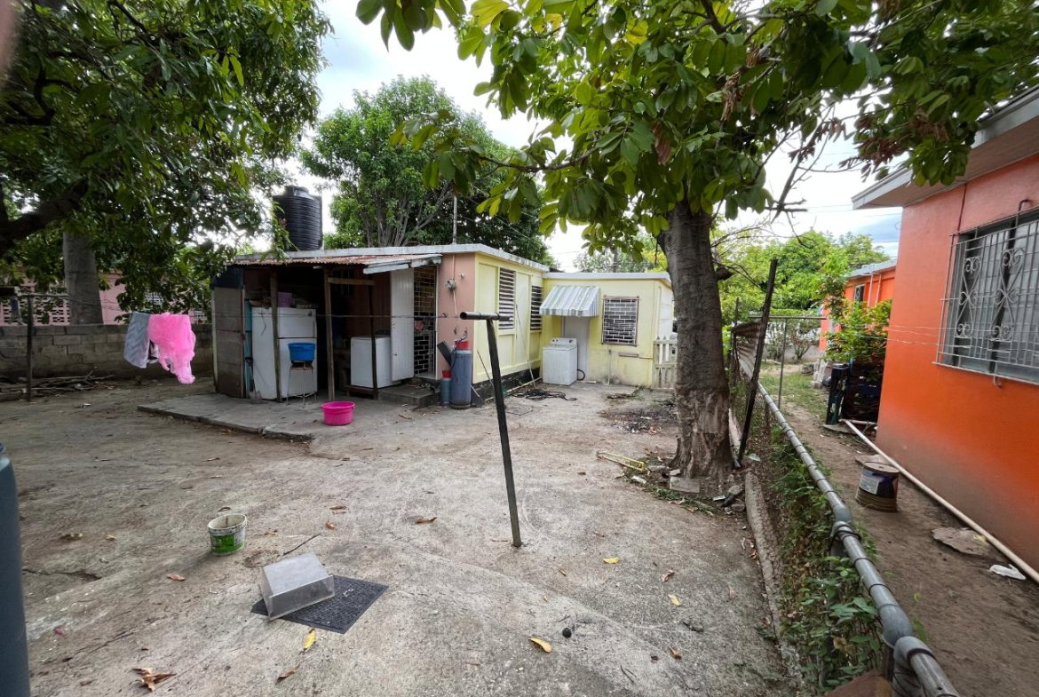 Twenty-Second image of 748-4 Savannah Road, Independen in Greater Portmore, St. Catherine, Jamaica - property is For Sale