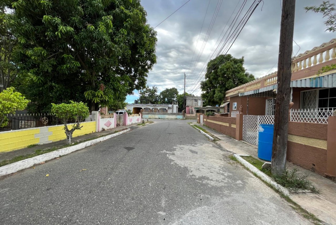 Twenty-Seventh image of 748-4 Savannah Road, Independen in Greater Portmore, St. Catherine, Jamaica - property is For Sale