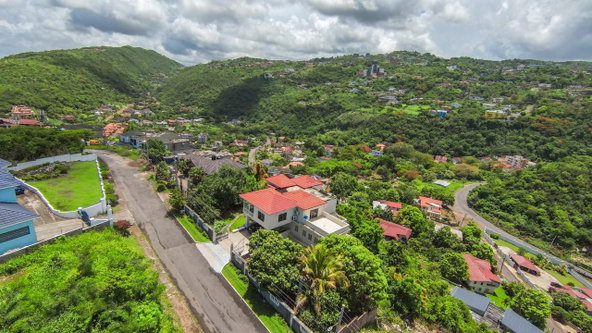 Eighth image of 16 Throne Circle in Kingston 19, St. Andrew, Jamaica - property is For Sale